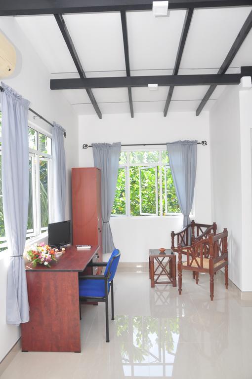 The Fence Bed & Breakfast Bentota Ruang foto