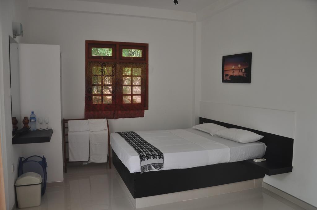 The Fence Bed & Breakfast Bentota Bagian luar foto