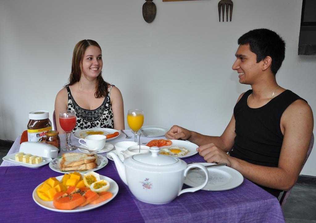 The Fence Bed & Breakfast Bentota Bagian luar foto